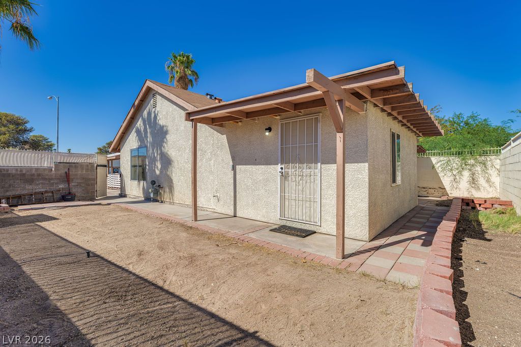 7242 Vireo Drive Las Vegas NV 89147
