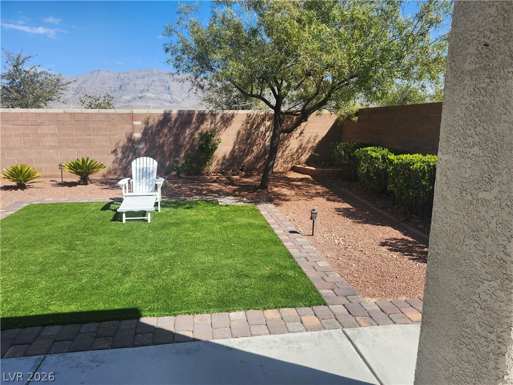 2312 Willow Wren Drive North Las Vegas NV 89084