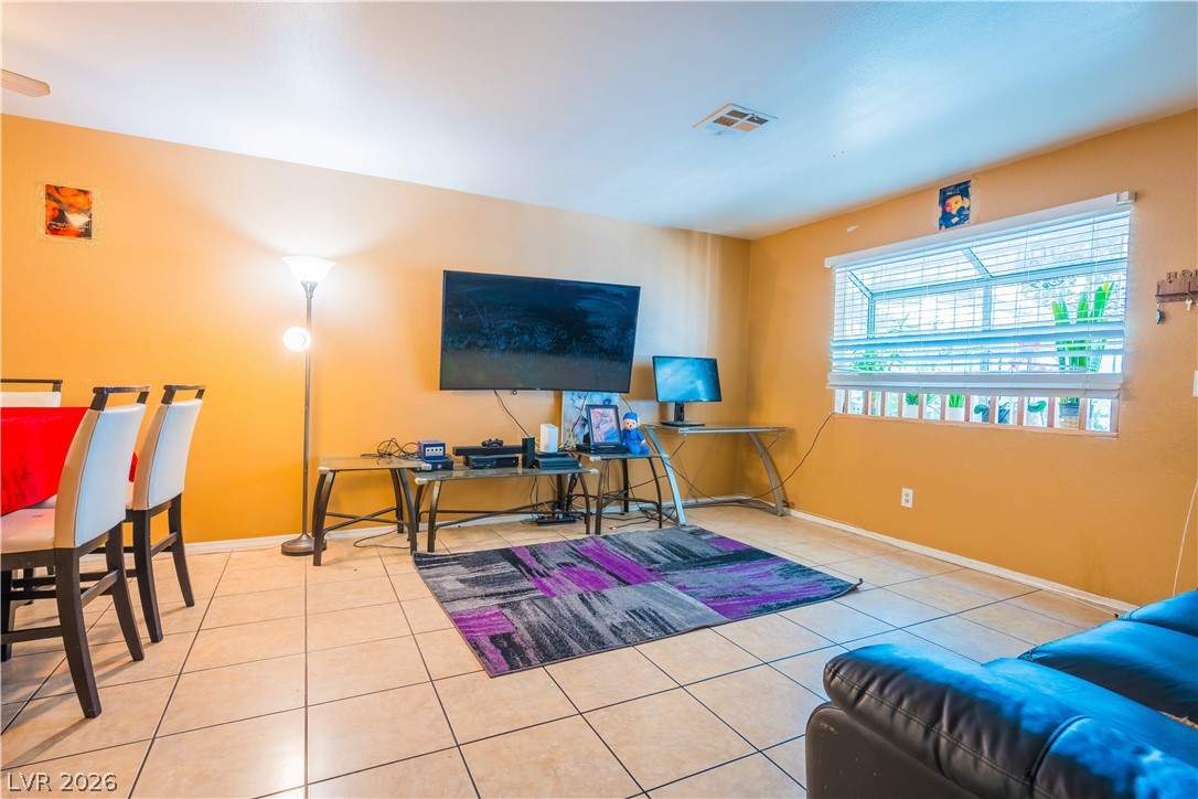 2124 Willowbury Drive B Las Vegas NV 89108