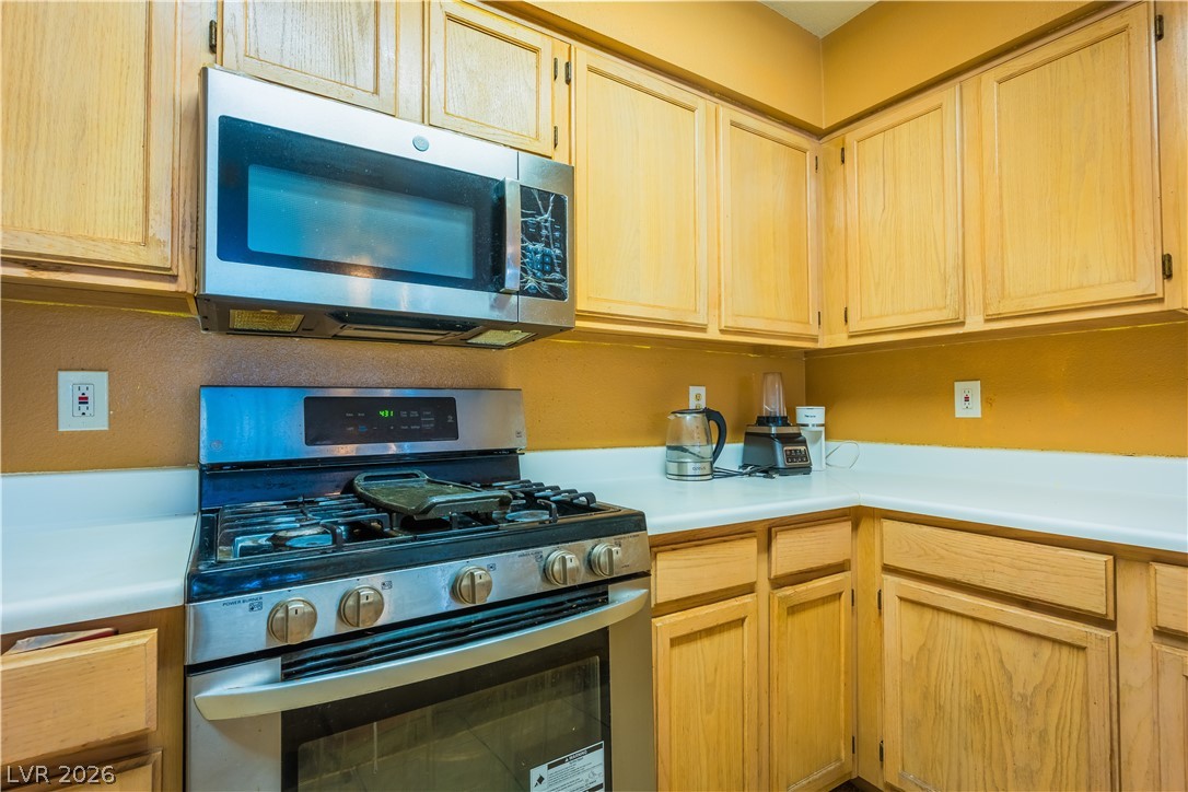 2124 Willowbury Drive B Las Vegas NV 89108
