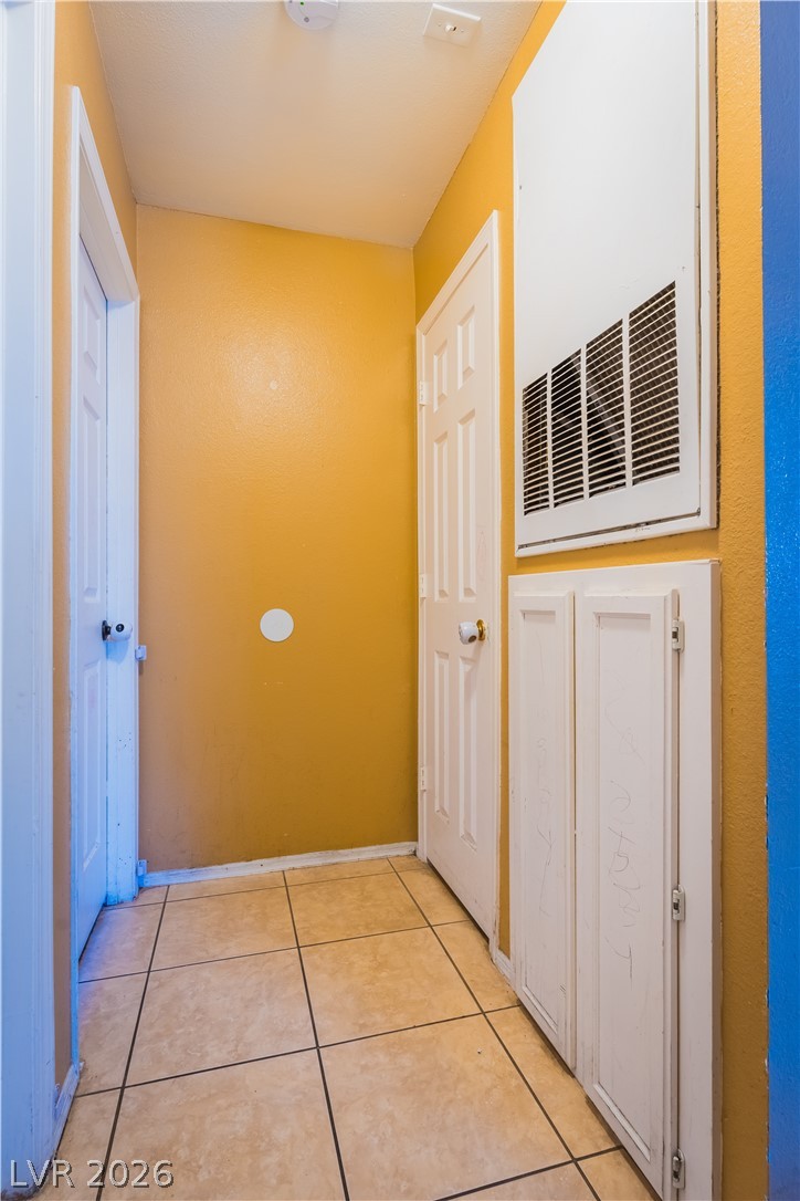2124 Willowbury Drive B Las Vegas NV 89108
