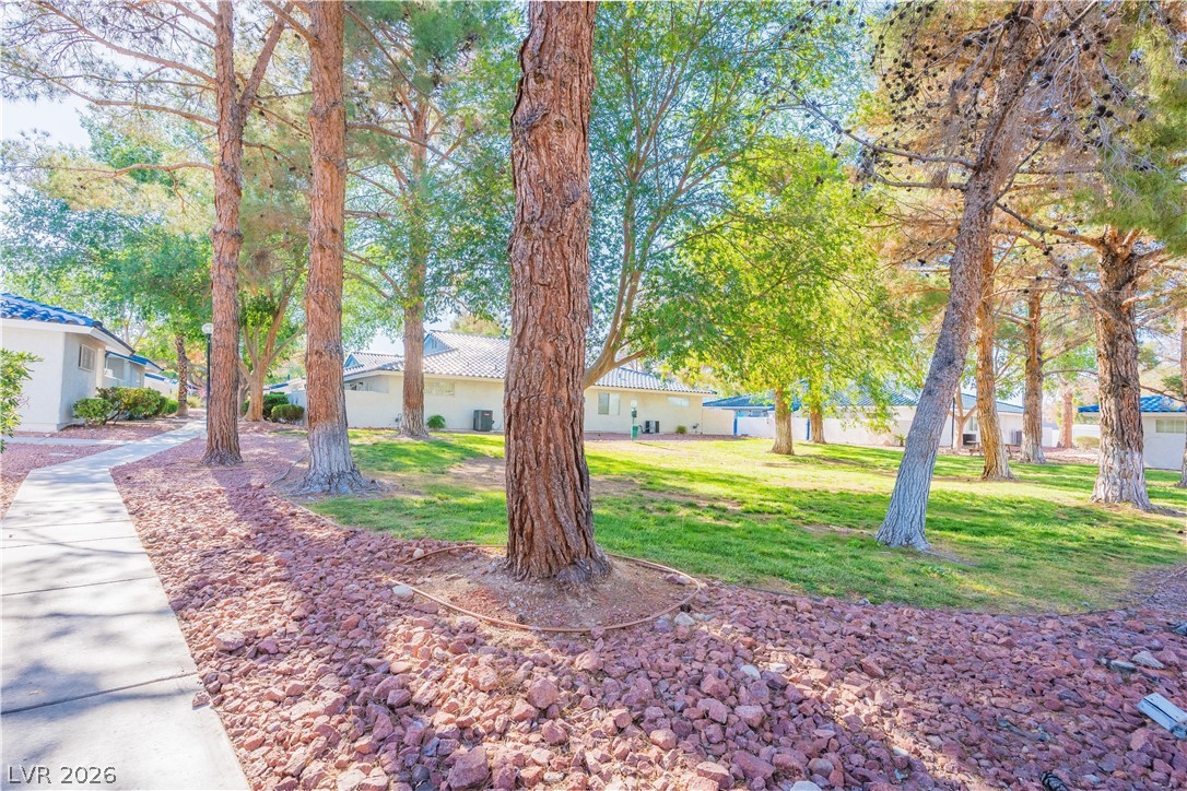 2124 Willowbury Drive B Las Vegas NV 89108