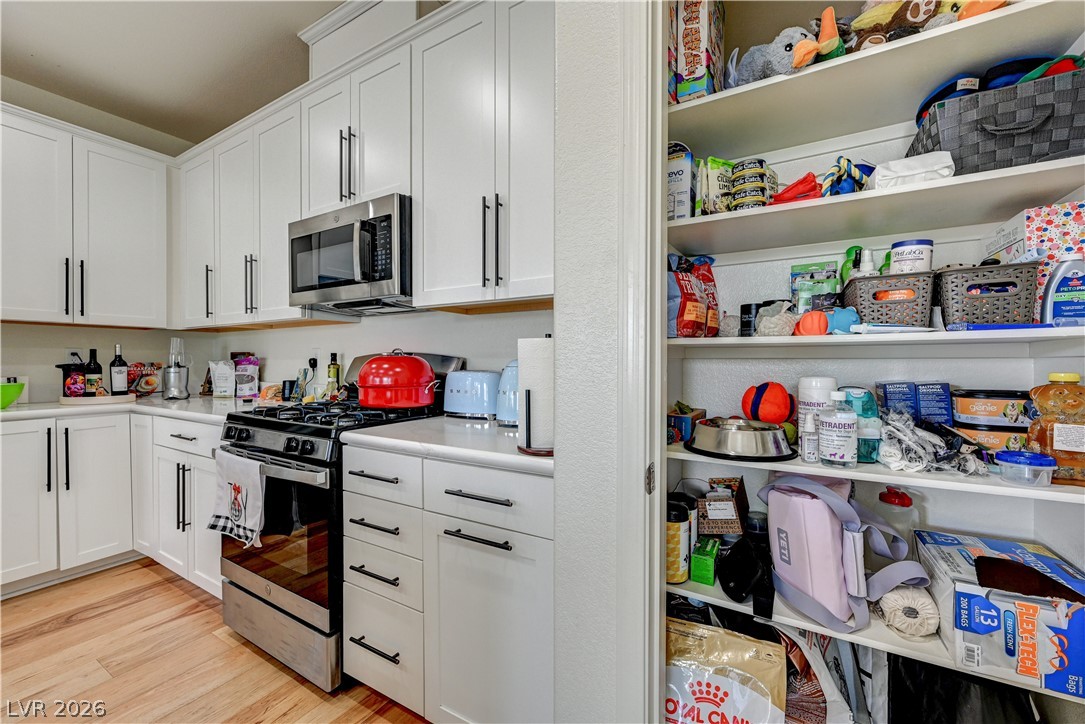 4417 Frias Falls Avenue Las Vegas NV 89141