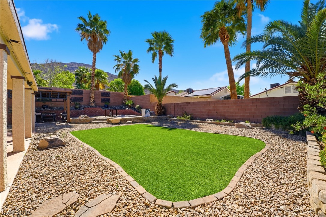 107 Mauve Street Henderson NV 89012