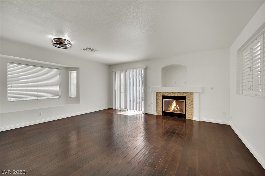 2107 Mountain Echo Avenue Henderson NV 89074