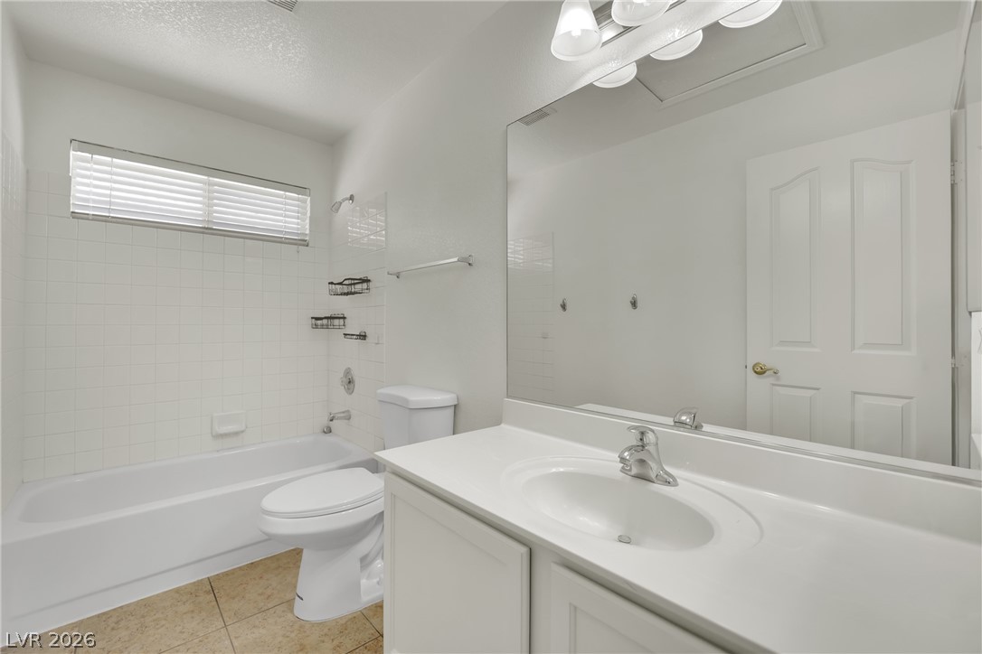 2107 Mountain Echo Avenue Henderson NV 89074