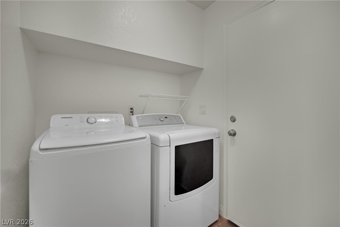 2107 Mountain Echo Avenue Henderson NV 89074