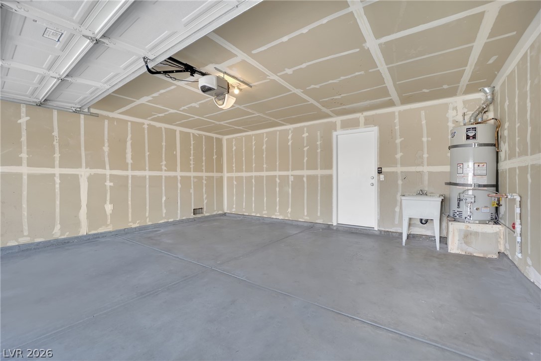 2107 Mountain Echo Avenue Henderson NV 89074