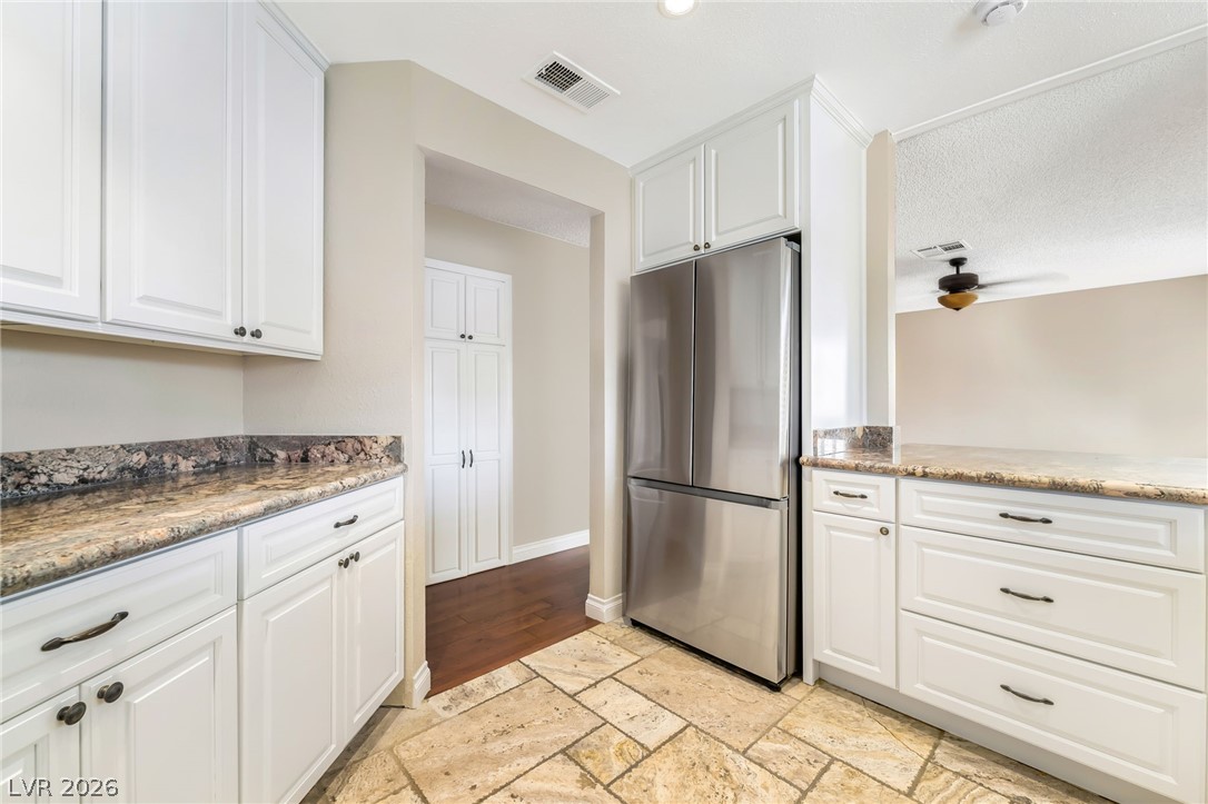 3181 Shadow Bluff Avenue Las Vegas NV 89120