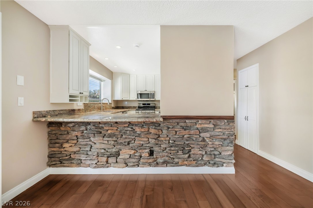 3181 Shadow Bluff Avenue Las Vegas NV 89120