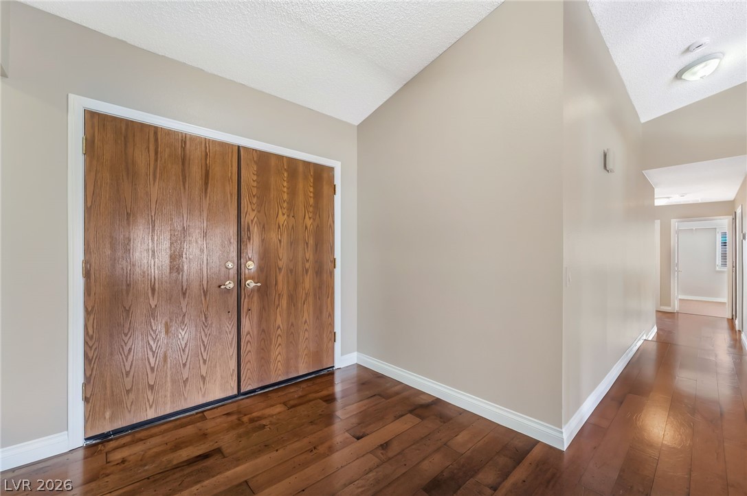 3181 Shadow Bluff Avenue Las Vegas NV 89120
