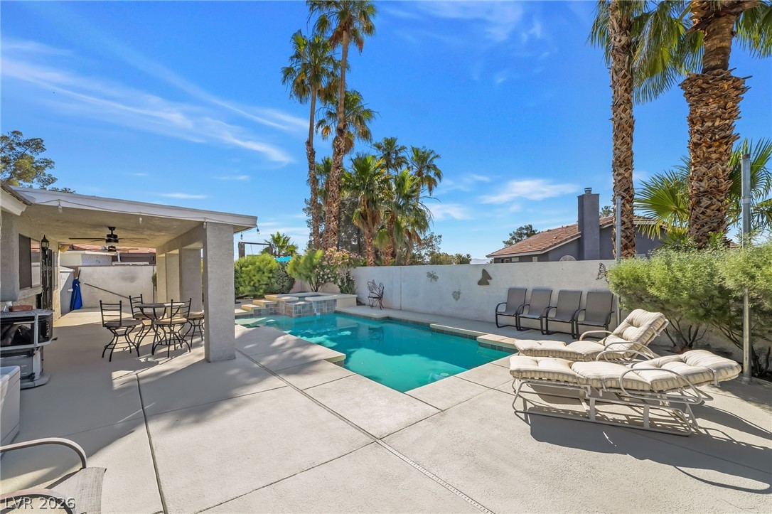 3181 Shadow Bluff Avenue Las Vegas NV 89120