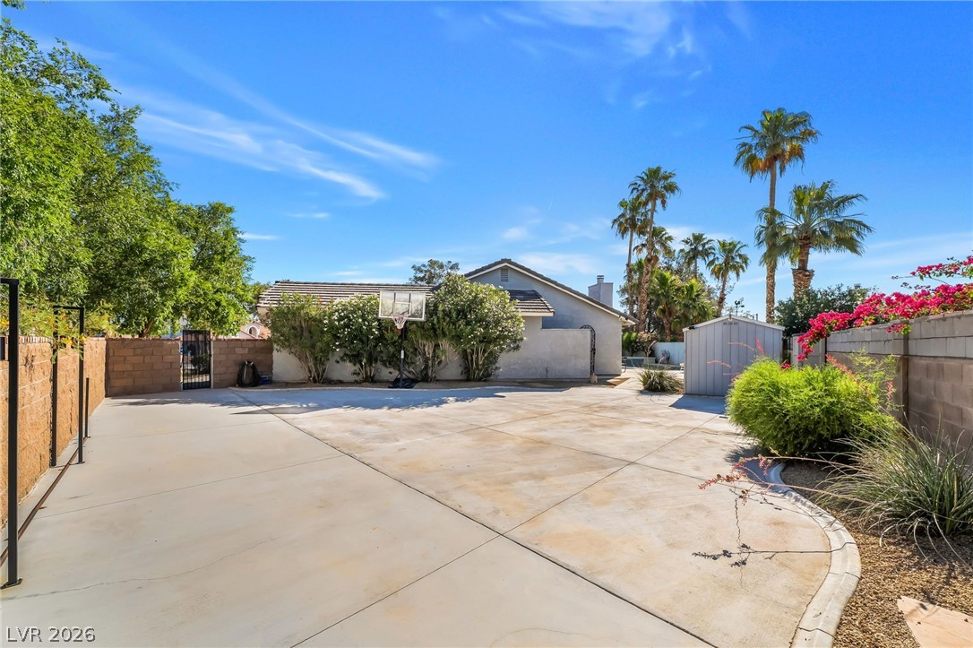 3181 Shadow Bluff Avenue Las Vegas NV 89120