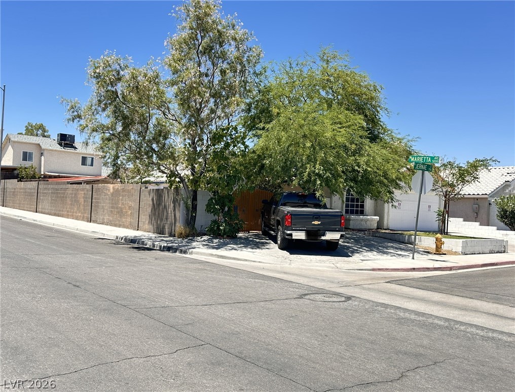 1701 Jernae Court Las Vegas NV 89108