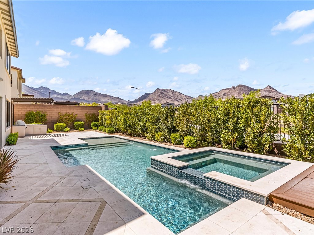 12070 Granite Canyon Street Las Vegas NV 89138