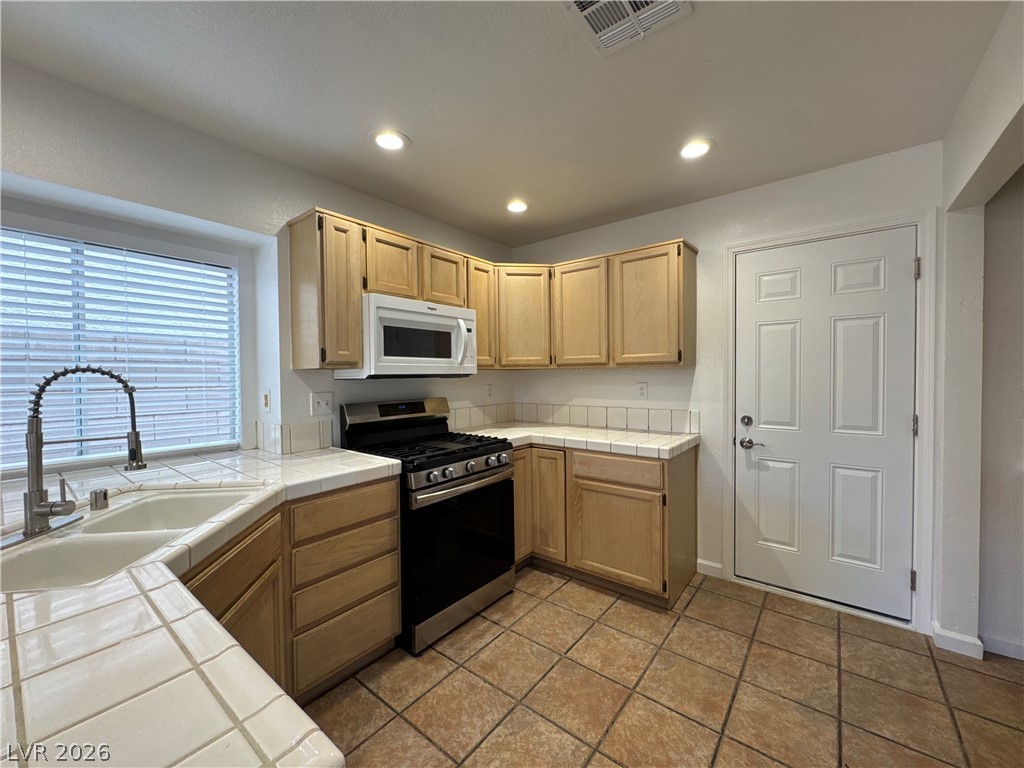 73 Sea Holly Way Henderson NV 89074