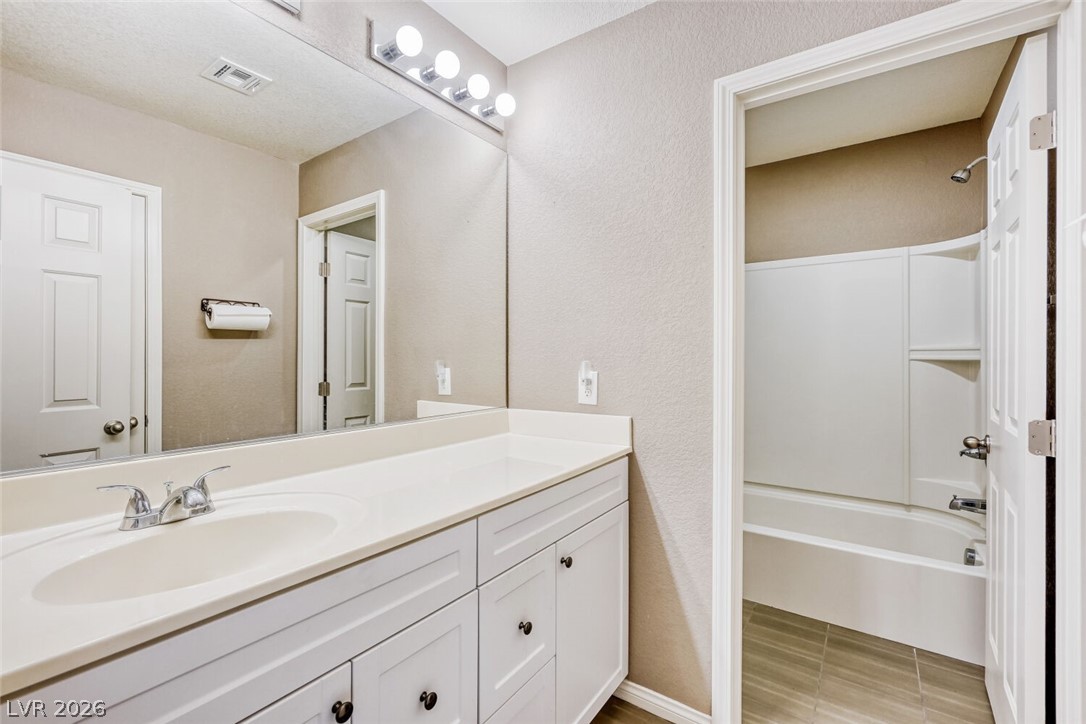 3940 Ravens Court North Las Vegas NV 89032