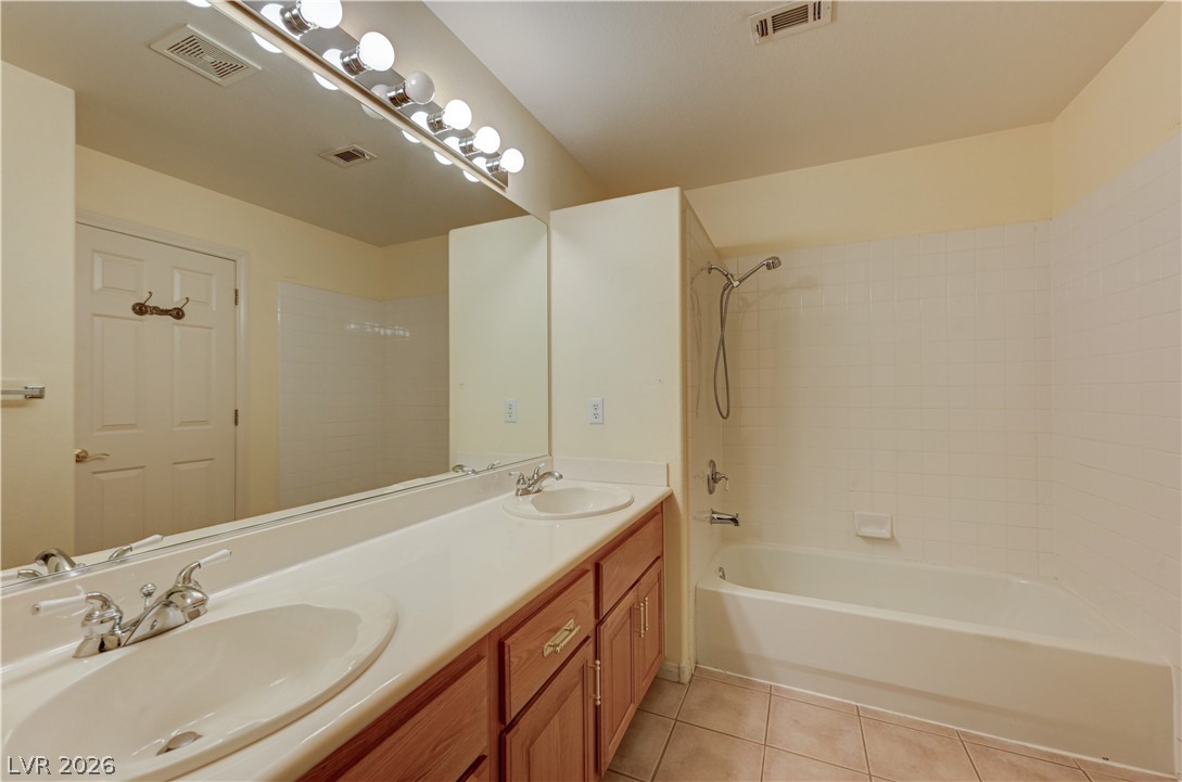 8640 Castle Hill Avenue Las Vegas NV 89129
