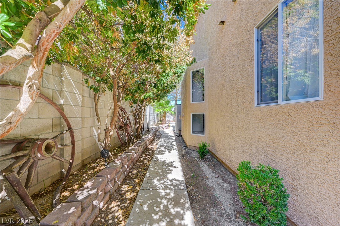 8640 Castle Hill Avenue Las Vegas NV 89129