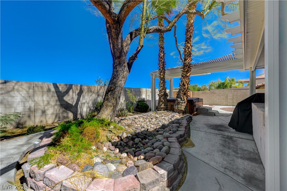8640 Castle Hill Avenue Las Vegas NV 89129