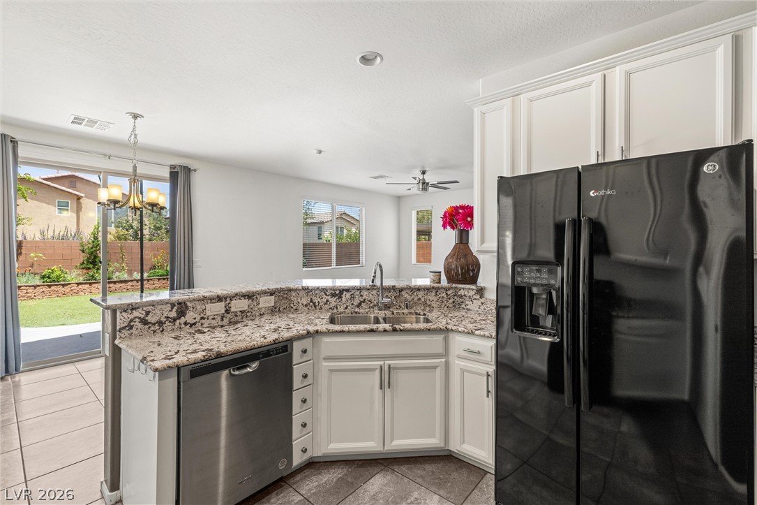 7616 Mallard Bay Avenue Las Vegas NV 89179