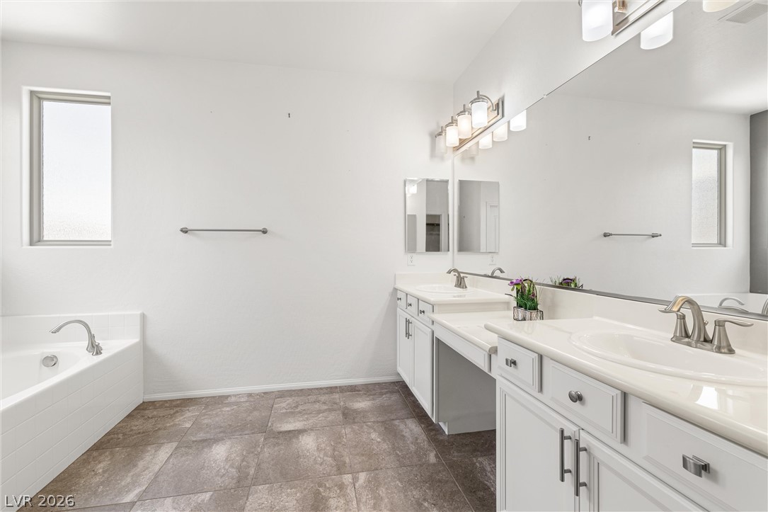 7616 Mallard Bay Avenue Las Vegas NV 89179