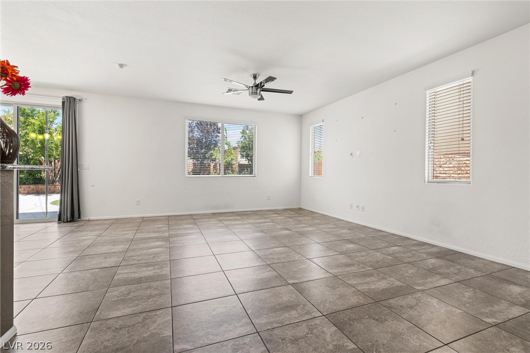 7616 Mallard Bay Avenue Las Vegas NV 89179