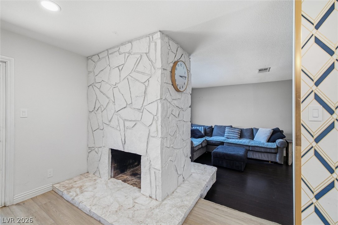 7624 Alina Avenue Las Vegas NV 89145