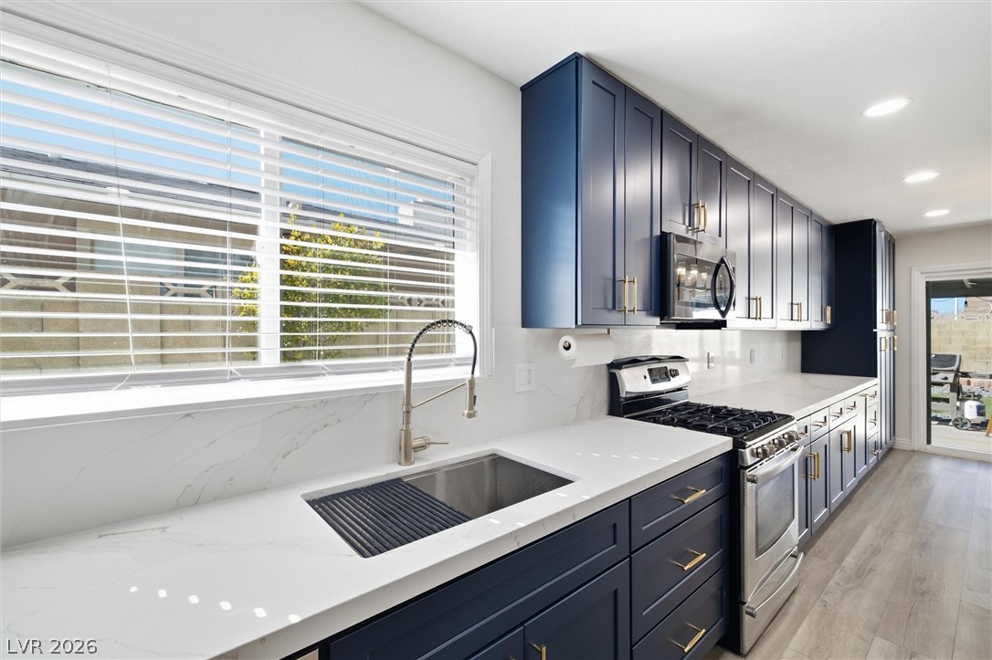 7624 Alina Avenue Las Vegas NV 89145
