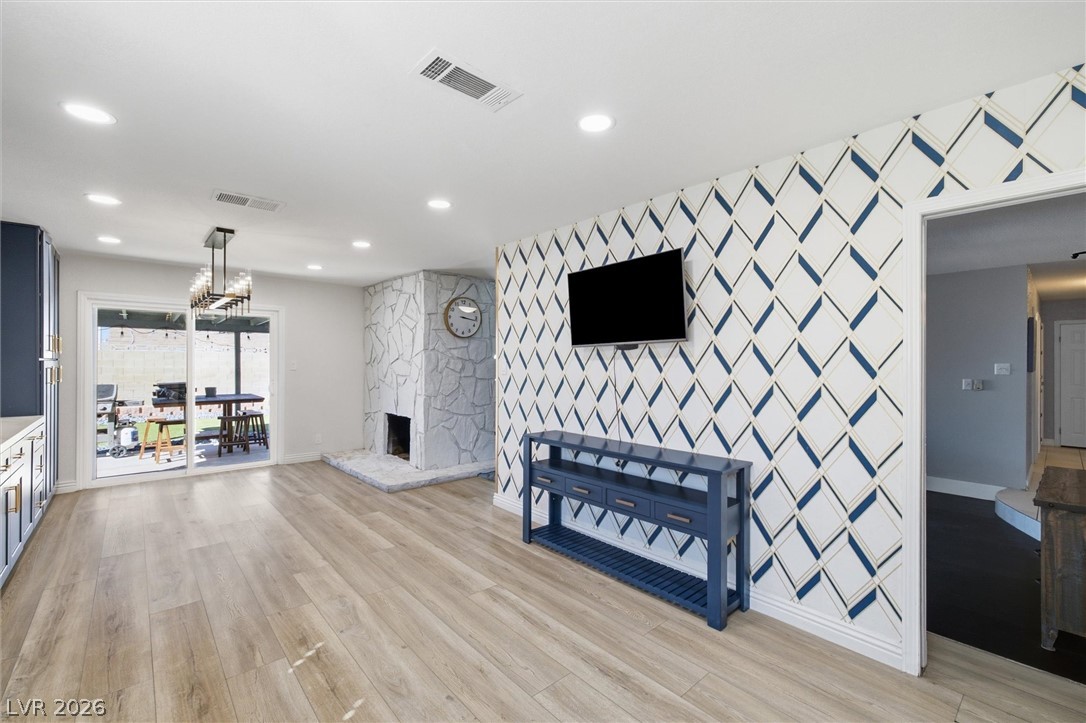 7624 Alina Avenue Las Vegas NV 89145