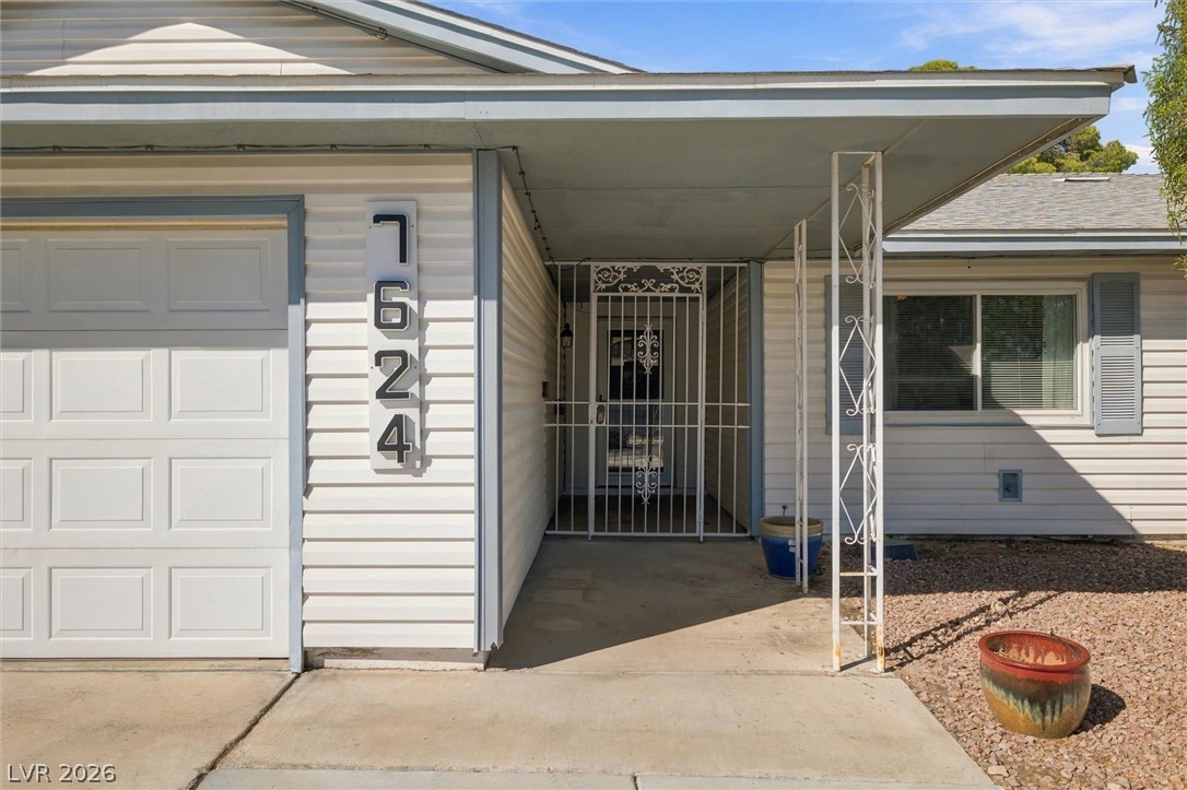 7624 Alina Avenue Las Vegas NV 89145