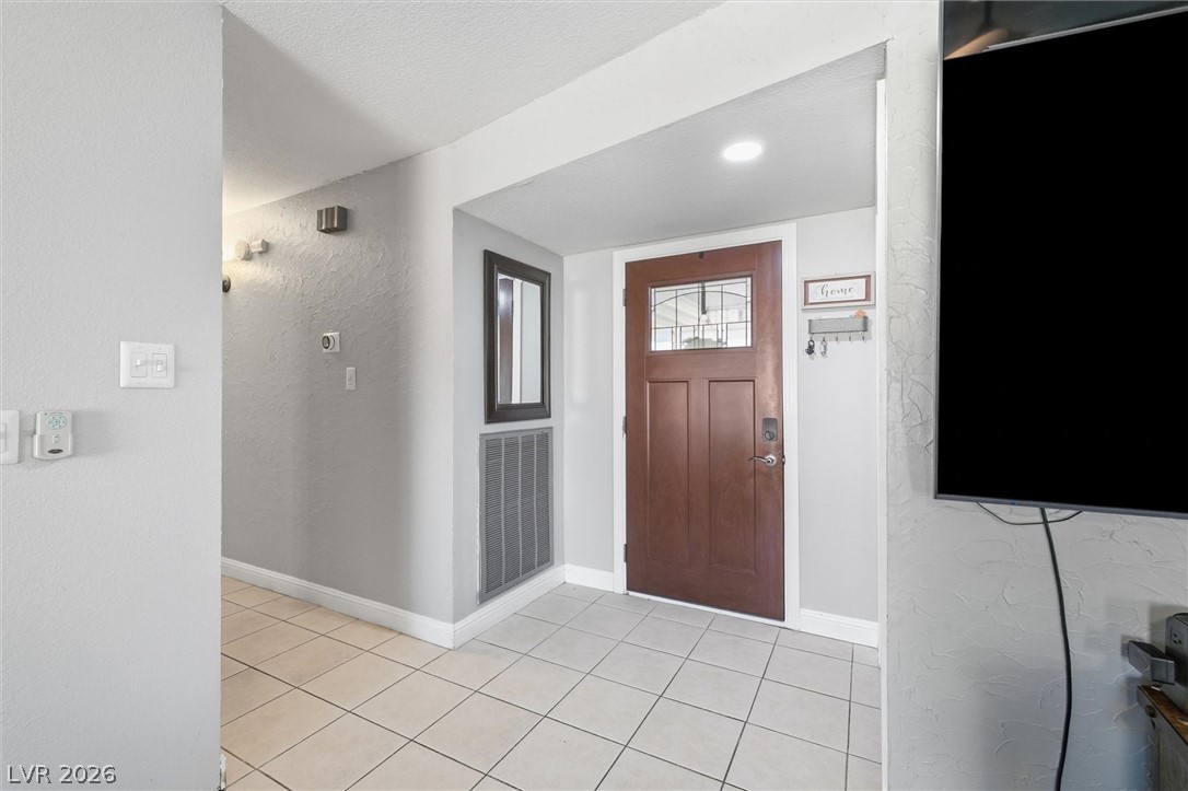 7624 Alina Avenue Las Vegas NV 89145