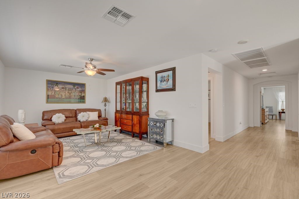 7135 Sunland Hills Avenue Las Vegas NV 89113