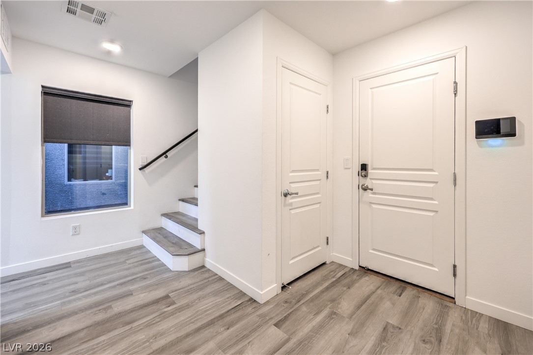8031 Haywood Estate Avenue Las Vegas NV 89113