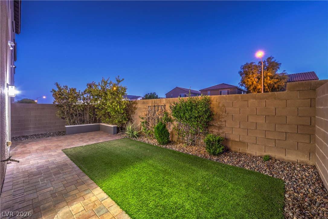 8031 Haywood Estate Avenue Las Vegas NV 89113
