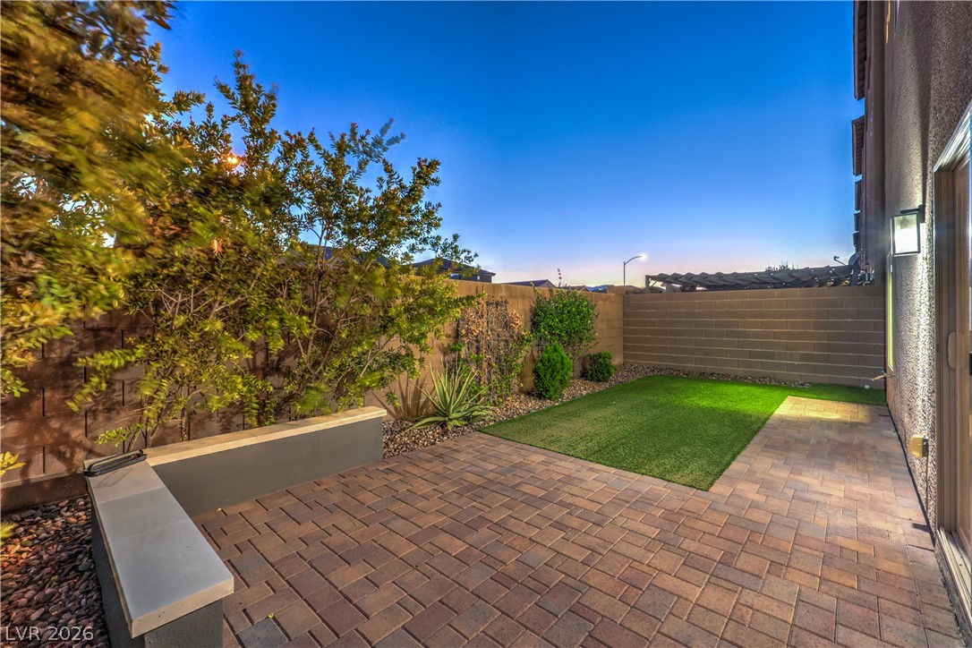 8031 Haywood Estate Avenue Las Vegas NV 89113