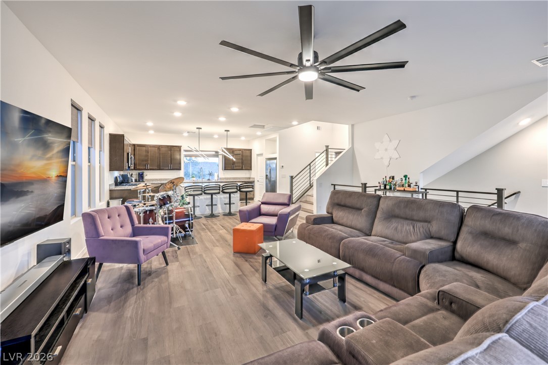 8031 Haywood Estate Avenue Las Vegas NV 89113