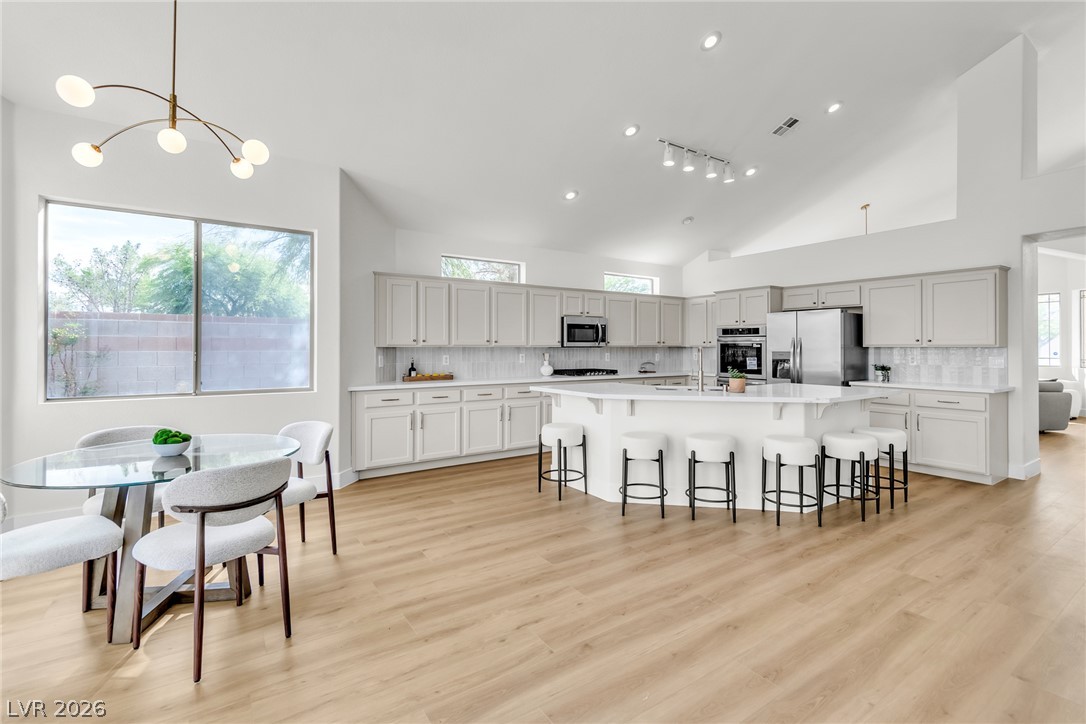 10332 Falls Church Avenue Las Vegas NV 89144
