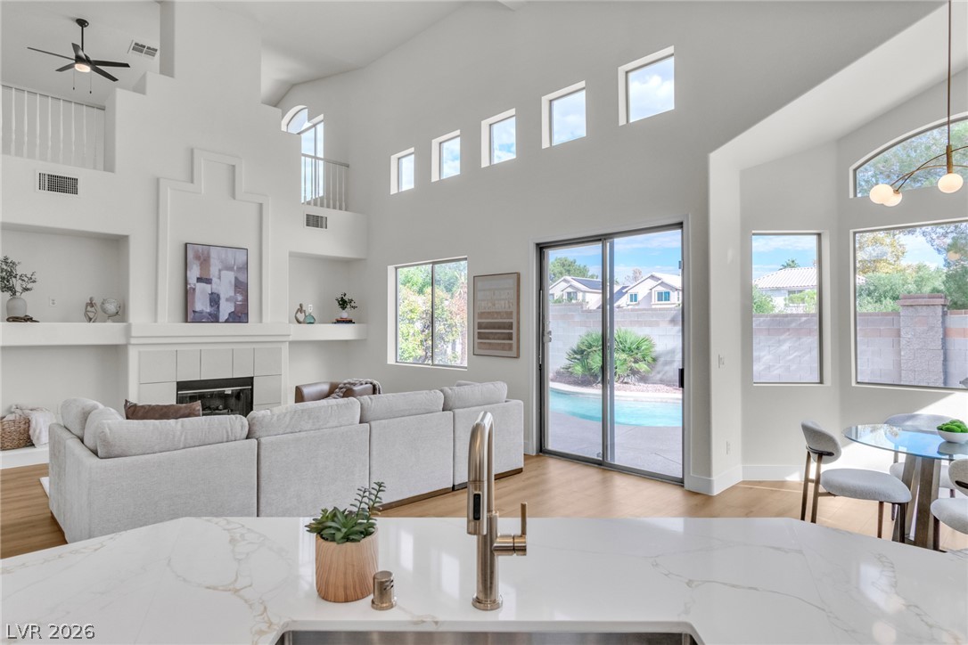 10332 Falls Church Avenue Las Vegas NV 89144