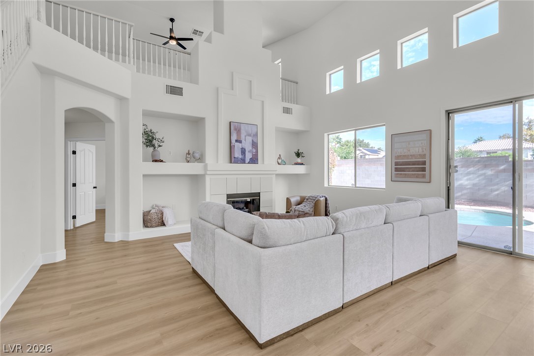 10332 Falls Church Avenue Las Vegas NV 89144