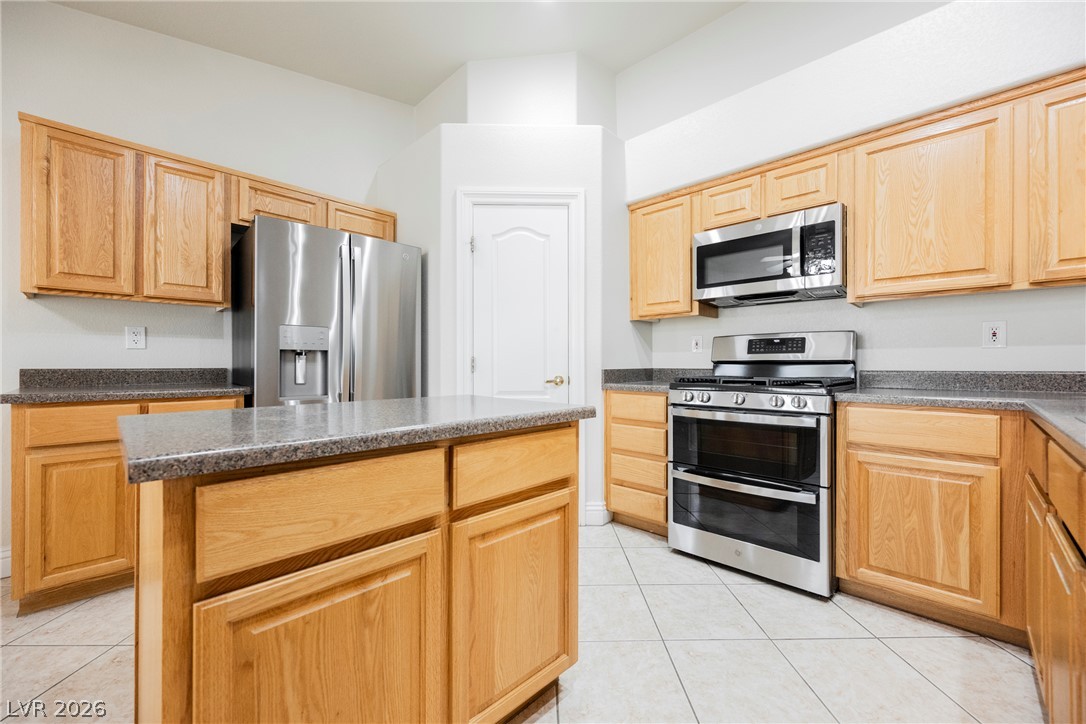 2467 Vegas Vic Street Henderson NV 89002