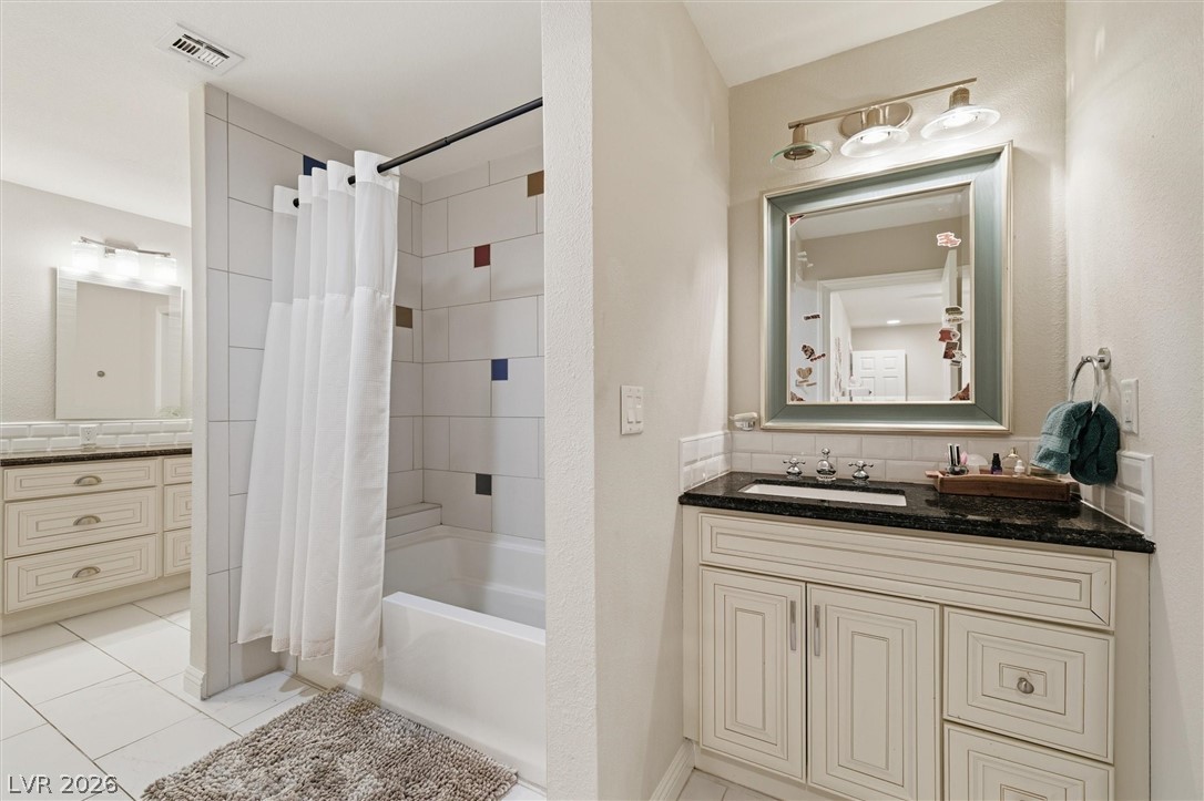 2252 Buckingham Court Henderson NV 89074