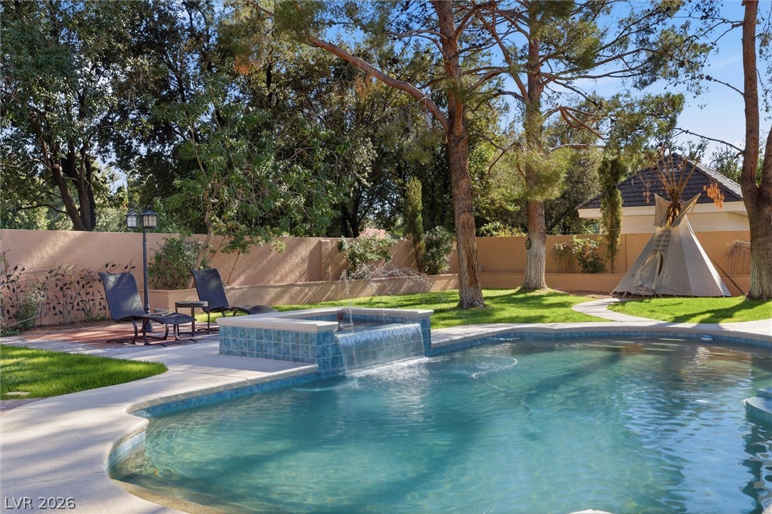 2252 Buckingham Court Henderson NV 89074