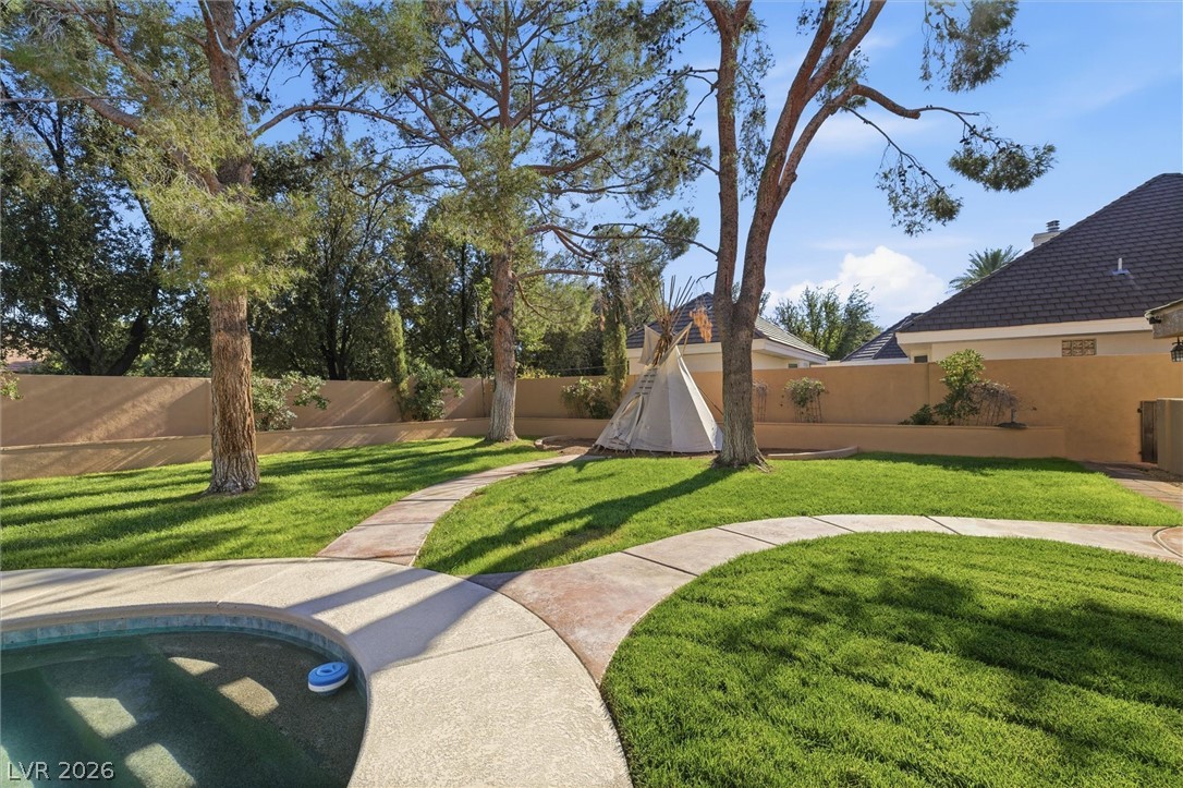 2252 Buckingham Court Henderson NV 89074