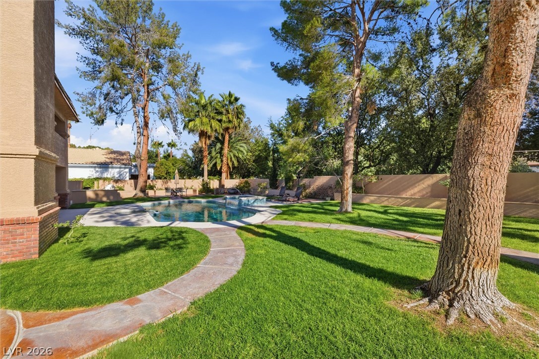 2252 Buckingham Court Henderson NV 89074