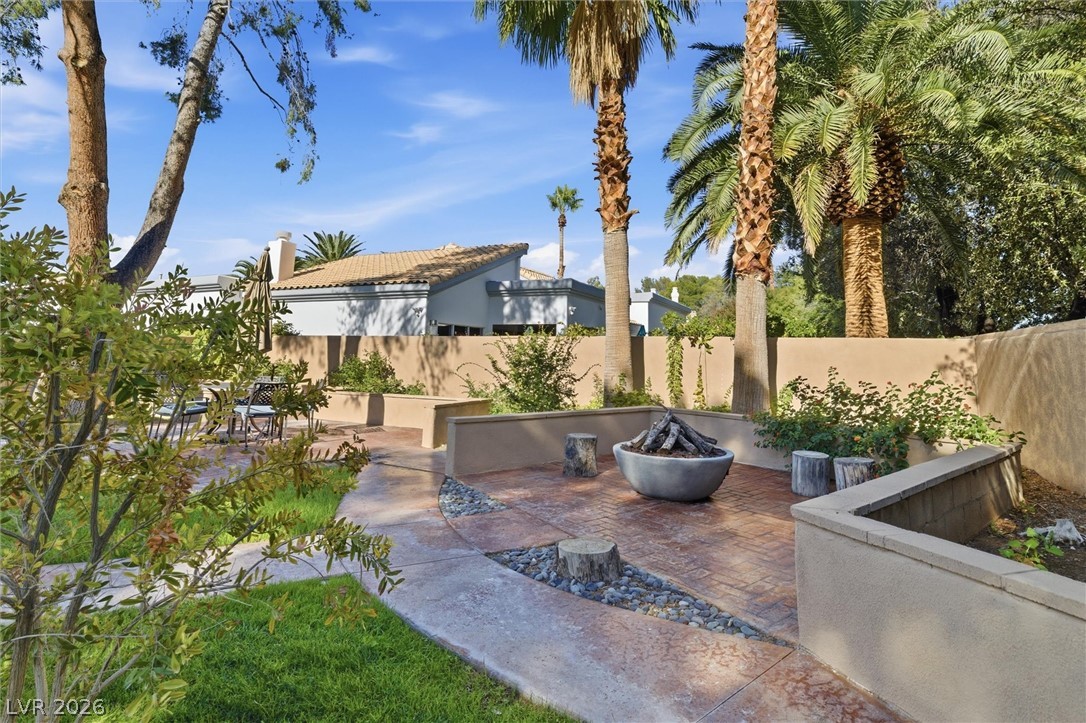 2252 Buckingham Court Henderson NV 89074