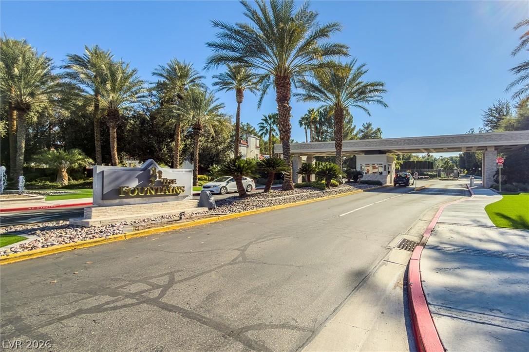 2252 Buckingham Court Henderson NV 89074