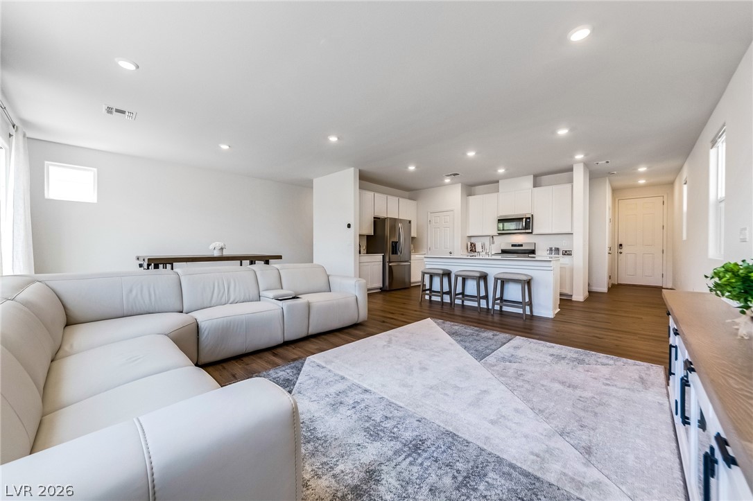 6604 Tumoulin Street Las Vegas NV 89148