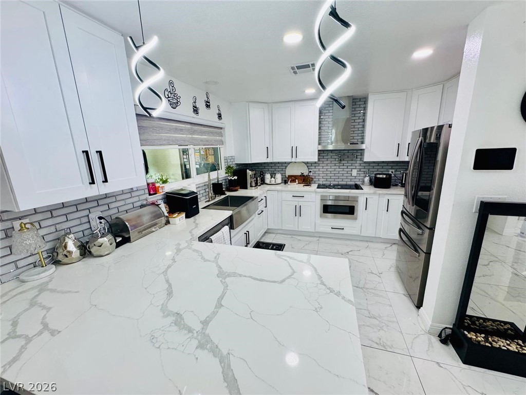 4679 East Cleveland Avenue Las Vegas NV 89104