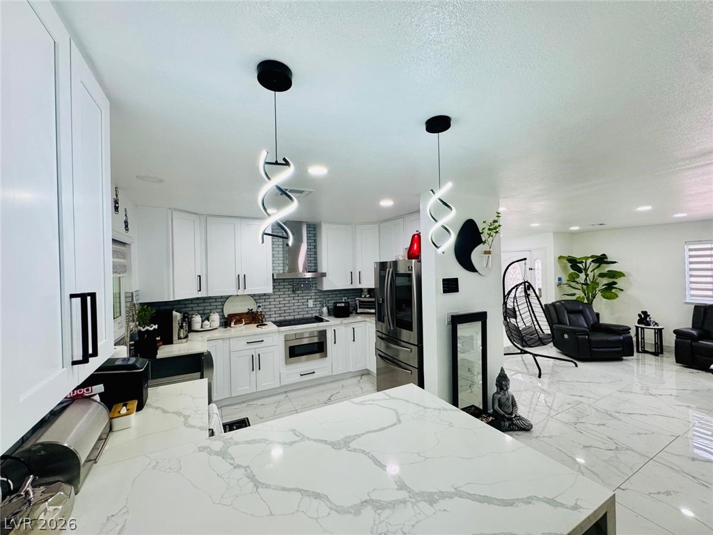 4679 East Cleveland Avenue Las Vegas NV 89104